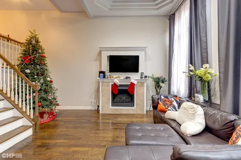 6816 West 65th Street Chicago IL 60638