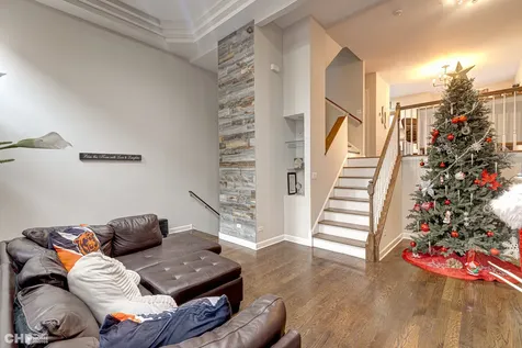 6816 West 65th Street Chicago IL 60638