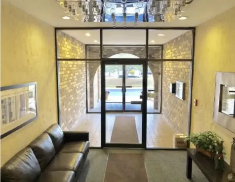 2005 Valencia Drive Northbrook IL 60062