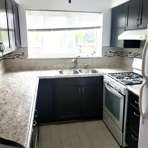 609 Oakton Street Evanston IL 60202