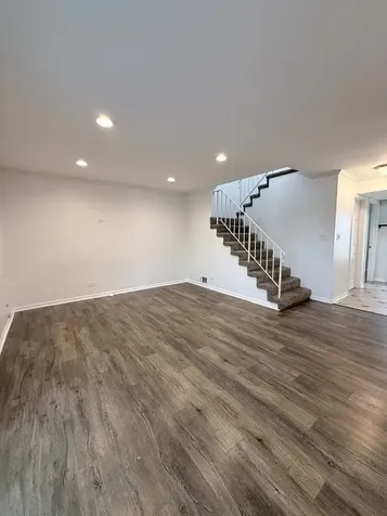 2023 Raleigh Place Hoffman Estates IL 60169
