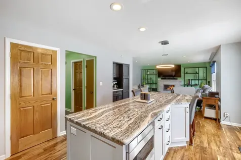 231 Biscayne Street Bloomingdale IL 60108