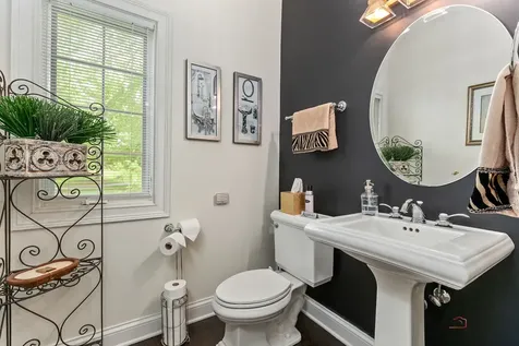 39598 Orchard Bluff Lane Wadsworth IL 60083