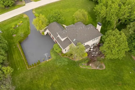 39598 Orchard Bluff Lane Wadsworth IL 60083