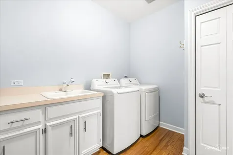 39W796 Dairyherd Lane St. Charles IL 60175