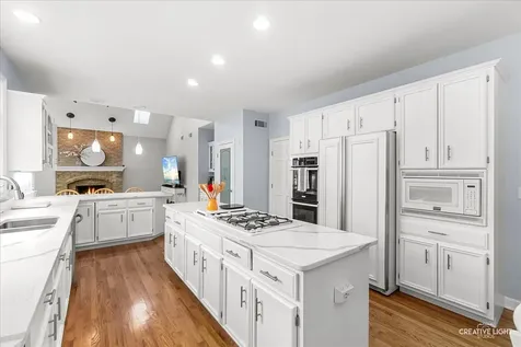 39W796 Dairyherd Lane St. Charles IL 60175