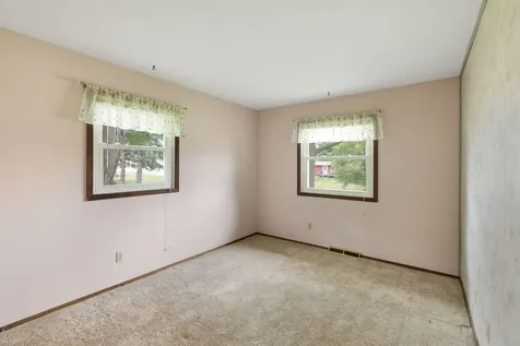 31714 Hollie Lane Kingston IL 60145