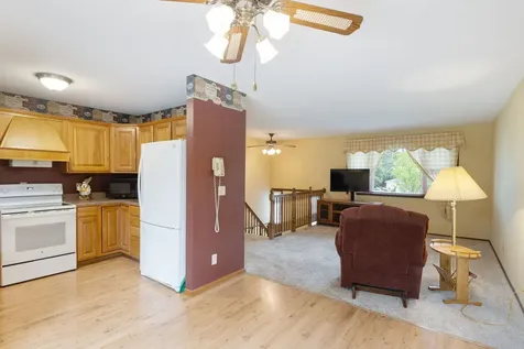 31714 Hollie Lane Kingston IL 60145