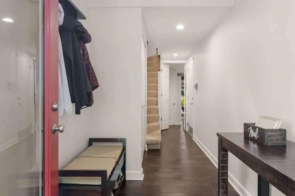 1781 West Altgeld Street Chicago IL 60614