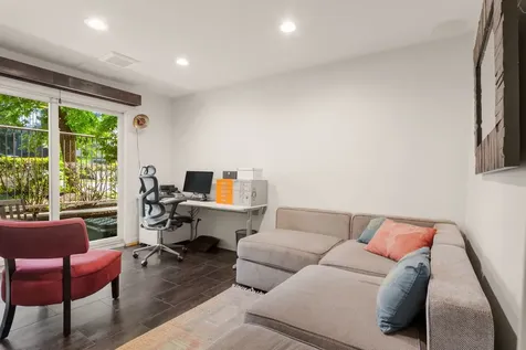1781 West Altgeld Street Chicago IL 60614