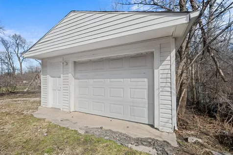 228 East 140th Place Dolton IL 60419