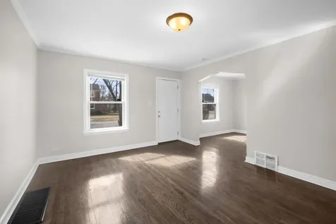 228 East 140th Place Dolton IL 60419