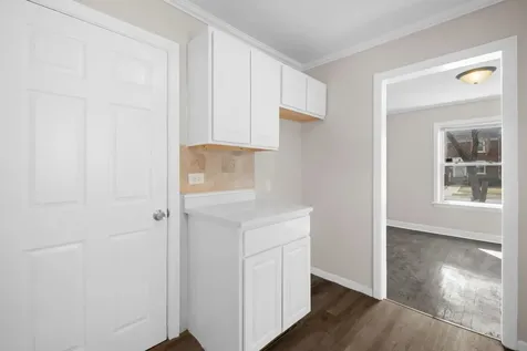 228 East 140th Place Dolton IL 60419