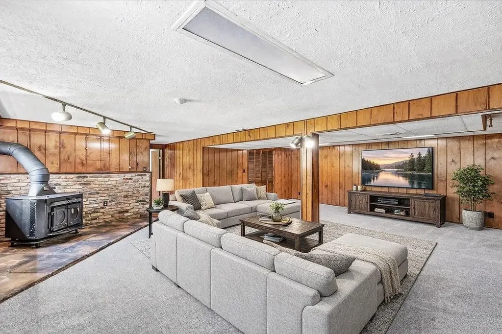 11251 158TH Street Orland Park IL 60467