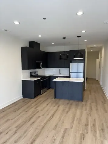 4007 North Kolmar Avenue Chicago IL 60641