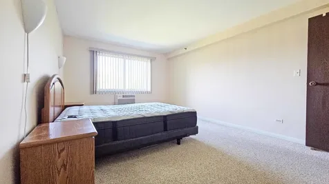 1 Villa Verde Drive Buffalo Grove IL 60089