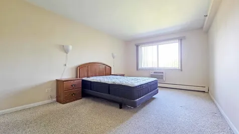 1 Villa Verde Drive Buffalo Grove IL 60089
