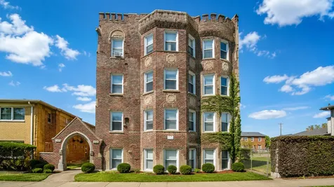 7914 South Dobson Avenue Chicago IL 60619