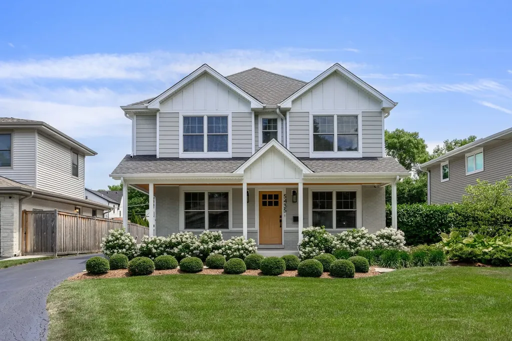 5435 Central Avenue Western Springs IL 60558
