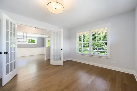 5435 Central Avenue Western Springs IL 60558