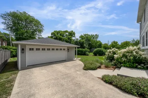 5435 Central Avenue Western Springs IL 60558