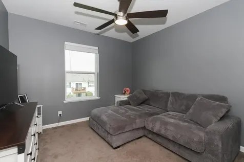 1074 Turin Drive Hampshire IL 60140