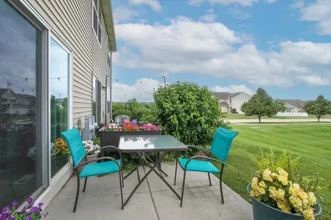 1074 Turin Drive Hampshire IL 60140
