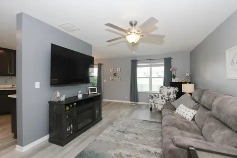 1074 Turin Drive Hampshire IL 60140