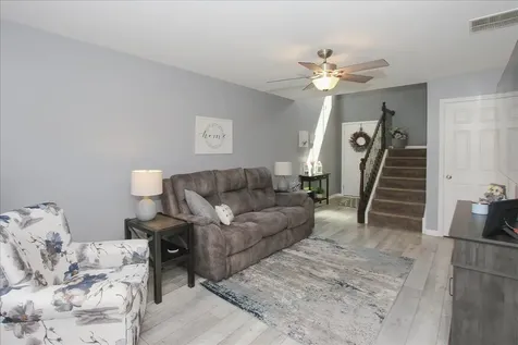 1074 Turin Drive Hampshire IL 60140