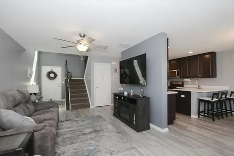 1074 Turin Drive Hampshire IL 60140