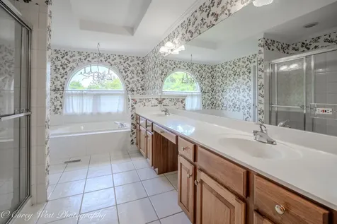 1644 Derby Drive Batavia IL 60510