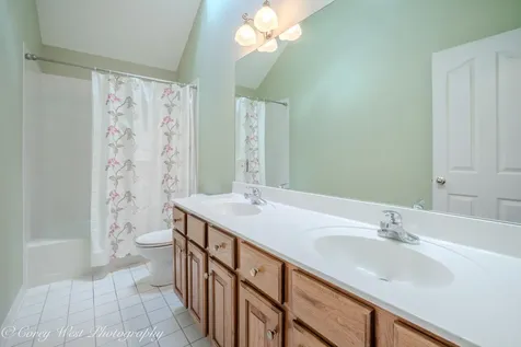 1644 Derby Drive Batavia IL 60510