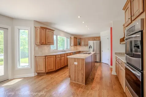 1644 Derby Drive Batavia IL 60510