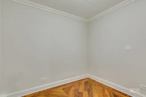 2645 West Carmen Avenue Chicago IL 60625