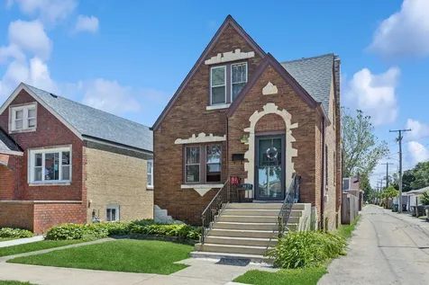 3835 Maple Avenue Berwyn IL 60402
