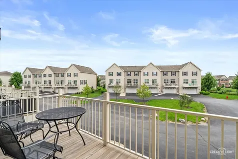 416 Shadow Court Oswego IL 60543