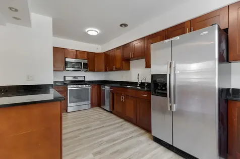 1113 Orleans Drive Mundelein IL 60060