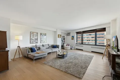 3100 North Lake Shore Drive Chicago IL 60657