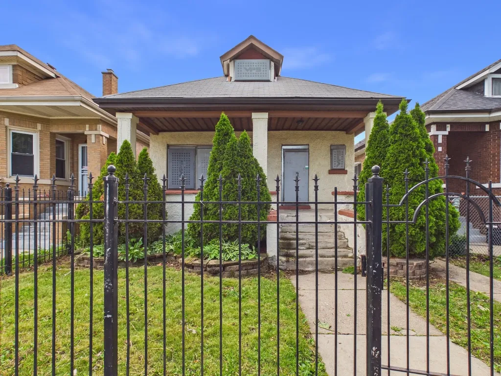7732 South Winchester Avenue Chicago IL 60620