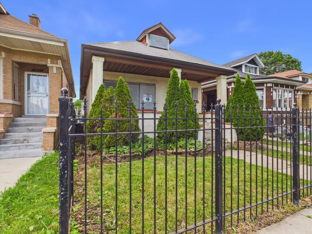 7732 South Winchester Avenue Chicago IL 60620