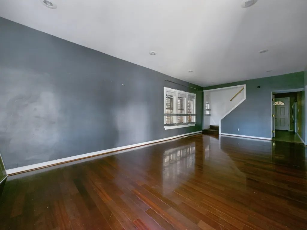 7732 South Winchester Avenue Chicago IL 60620