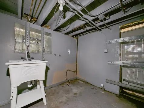 7732 South Winchester Avenue Chicago IL 60620