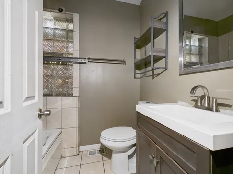 7732 South Winchester Avenue Chicago IL 60620