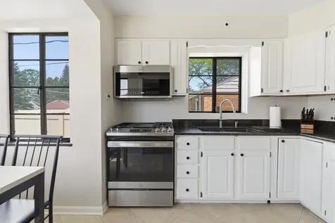 7648 North Osceola Avenue Niles IL 60714