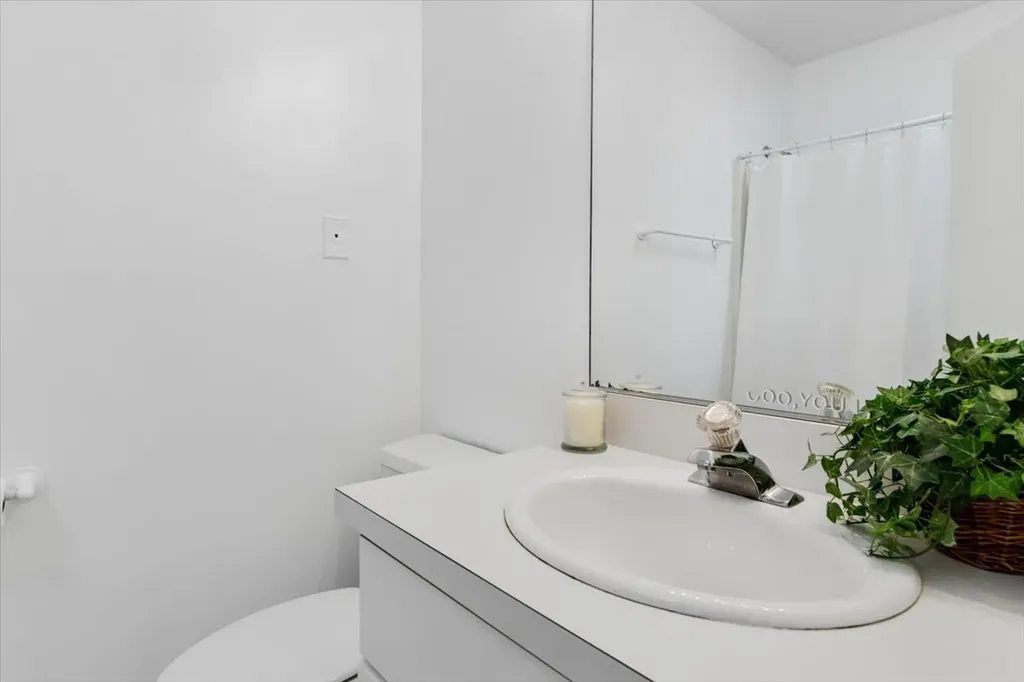 1923 Hillside Lane Lisle IL 60532