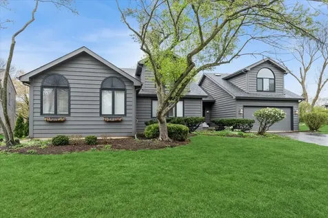 1923 Hillside Lane Lisle IL 60532