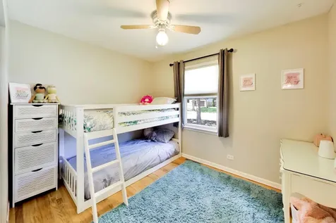 1611 North Fernandez Avenue Arlington Heights IL 60004