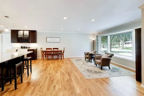 1611 North Fernandez Avenue Arlington Heights IL 60004