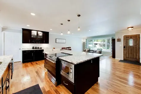 1611 North Fernandez Avenue Arlington Heights IL 60004