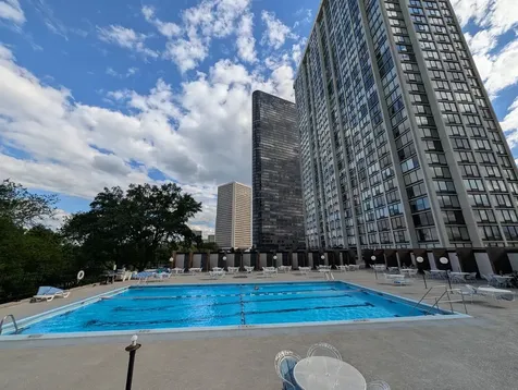 5455 North Sheridan Road Chicago IL 60640